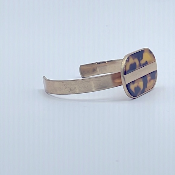 Faux Tortoise Shell Gold Adjustable Bracelet - Picture 2 of 4